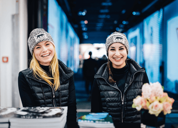 28 - 2 - ucm.agency hat genau die richtigen Hostessen und Hosts für Ihre Promotion-Aktion