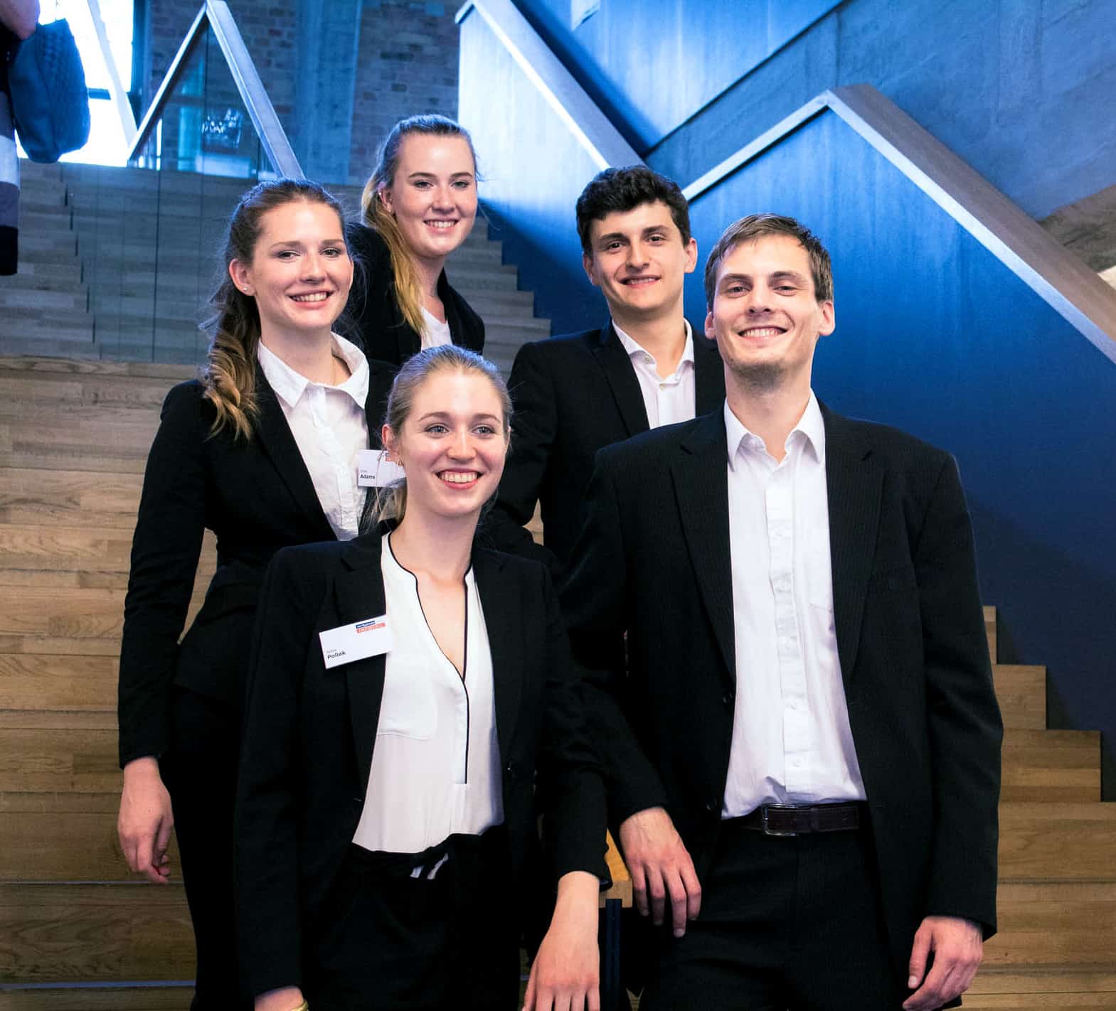 Kongress-Personal von ucm.agency arbeitet stets professionel und steht zur Verfügung für Ihre Konferenz Kongress-Personal von ucm.agency arbeitet stets professionel und steht zur Verfügung für Ihre Konferenz