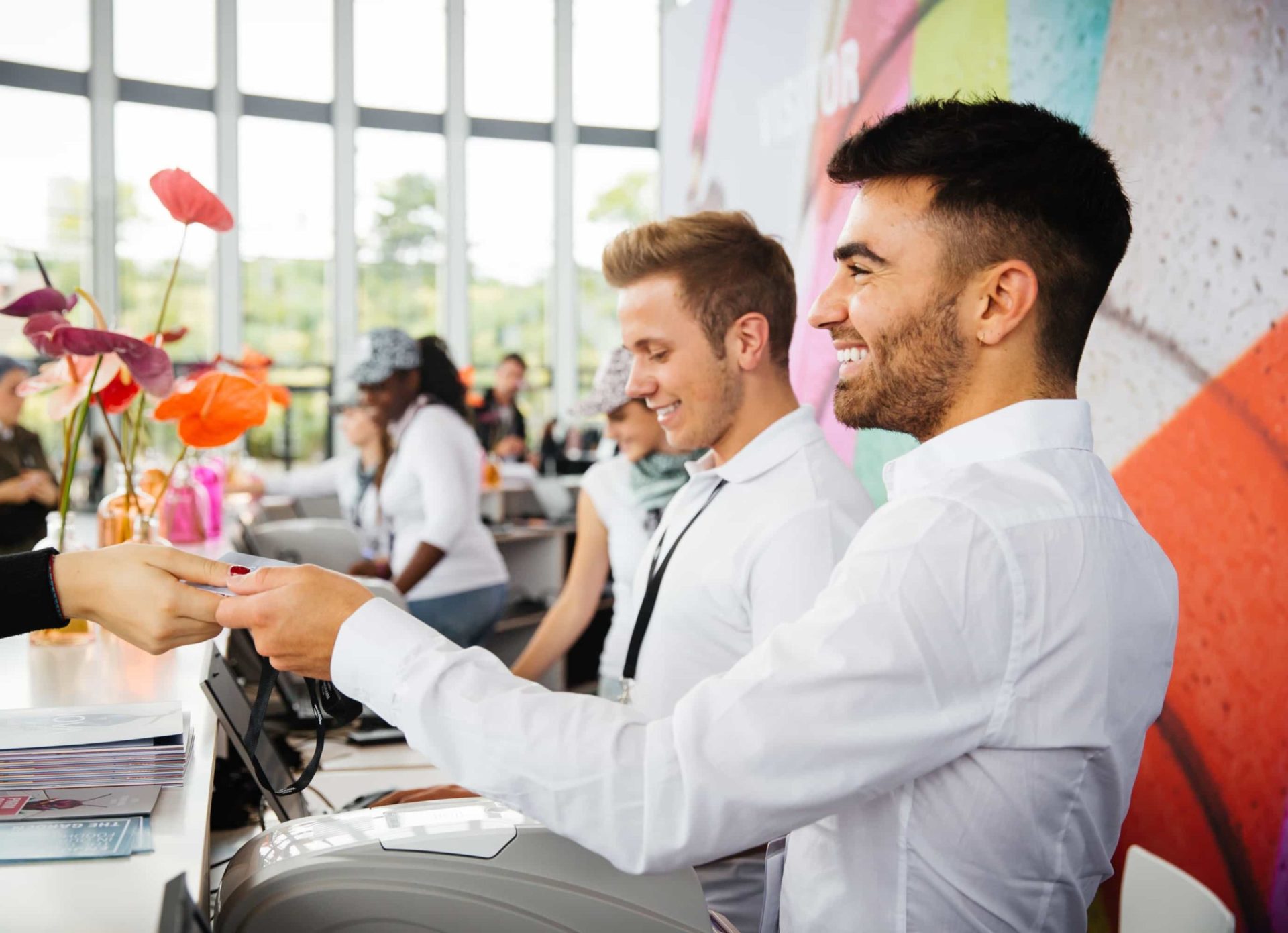 Messehostessen und -hosts von ucm.agency Messehostessen und -hosts von ucm.agency