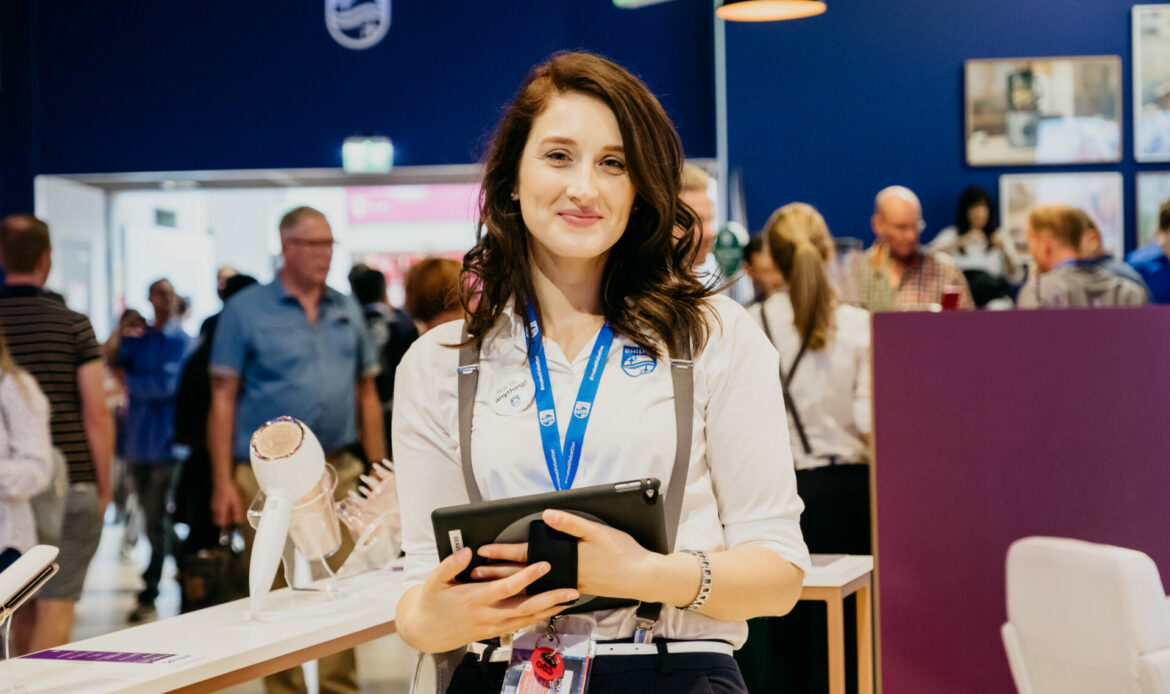 Hostess auf der IFA in Berlin für Philips